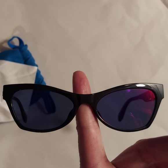 NEW Adidas Originals Butterfly 100% UV Protection OR0010 01Z Sunglasses - Picture 5 of 14